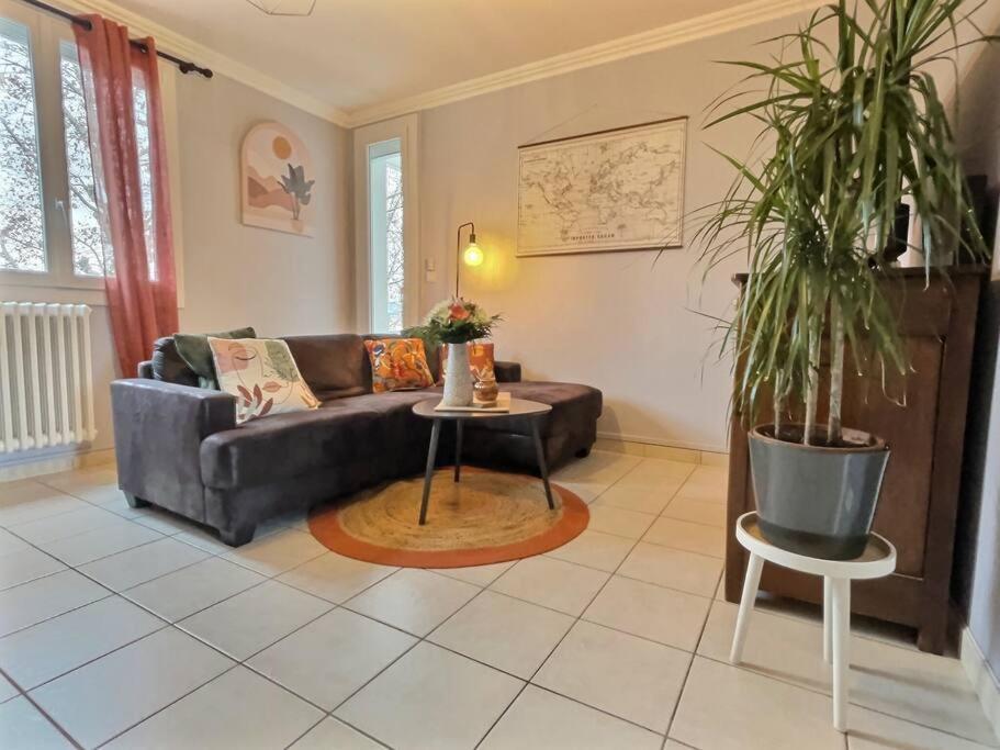 Apartamento Le Patio - Parking Gratuit Valence  Exterior foto