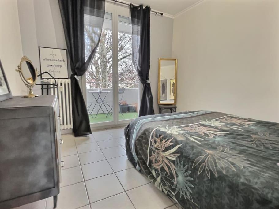 Apartamento Le Patio - Parking Gratuit Valence  Exterior foto